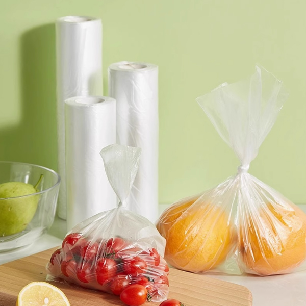 Clear-Food-Grade-Plastic-Freezer-Bags-On-Roll 2